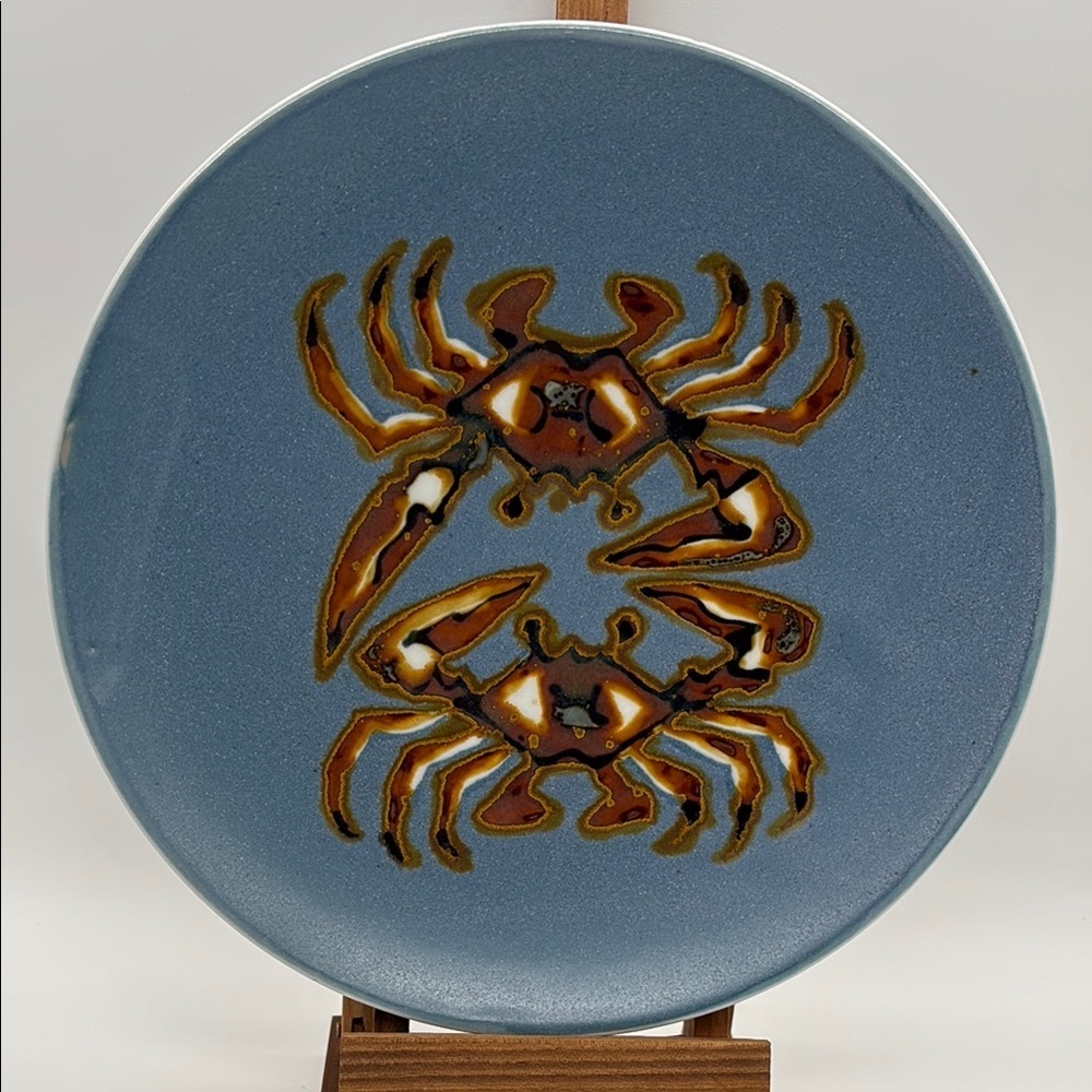 Signed Japanese Kyo Ware Ceramic Crab Design Plate